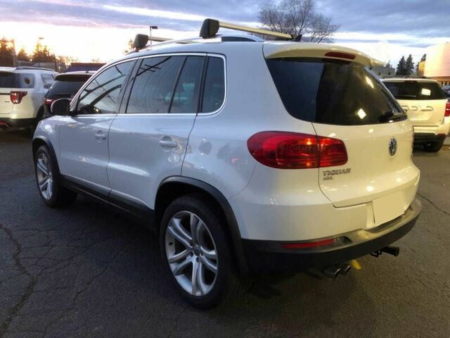 Белый Фольксваген Тигуан, объемом двигателя 2 л и пробегом 70 тыс. км за 7000 $, фото 4 на Automoto.ua