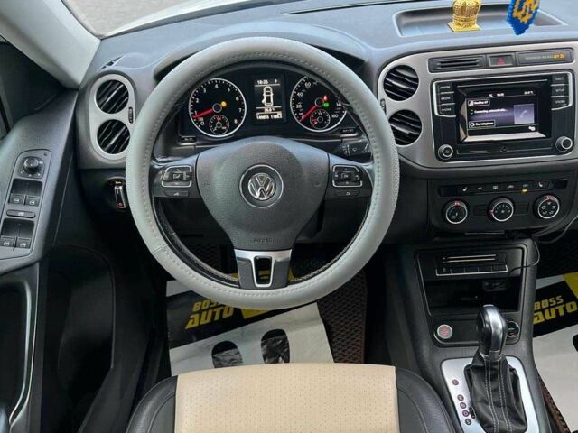 Белый Фольксваген Тигуан, объемом двигателя 2 л и пробегом 150 тыс. км за 14900 $, фото 14 на Automoto.ua