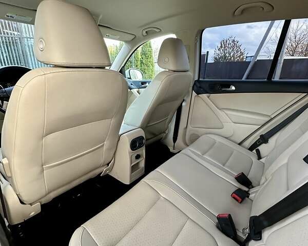 Белый Фольксваген Тигуан, объемом двигателя 2 л и пробегом 144 тыс. км за 14550 $, фото 31 на Automoto.ua