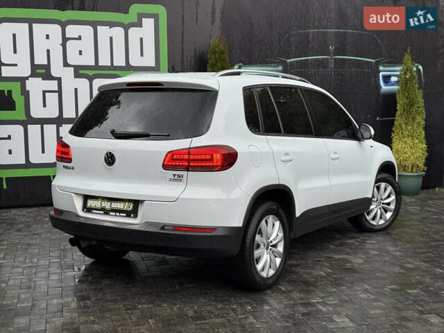 Білий Фольксваген Тігуан, об'ємом двигуна 1.4 л та пробігом 110 тис. км за 14000 $, фото 46 на Automoto.ua