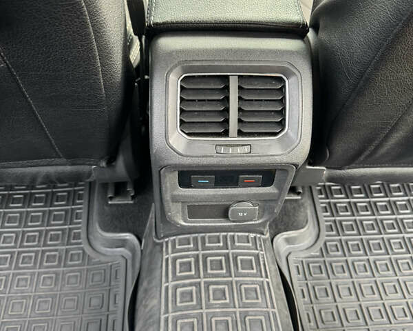 Білий Фольксваген Тігуан, об'ємом двигуна 1.98 л та пробігом 125 тис. км за 21300 $, фото 13 на Automoto.ua