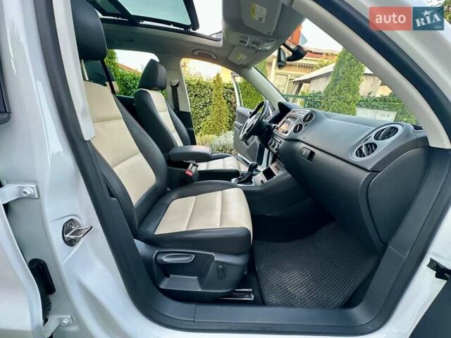 Білий Фольксваген Тігуан, об'ємом двигуна 1.98 л та пробігом 150 тис. км за 13999 $, фото 68 на Automoto.ua