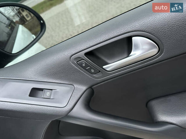 Білий Фольксваген Тігуан, об'ємом двигуна 1.98 л та пробігом 107 тис. км за 13199 $, фото 28 на Automoto.ua