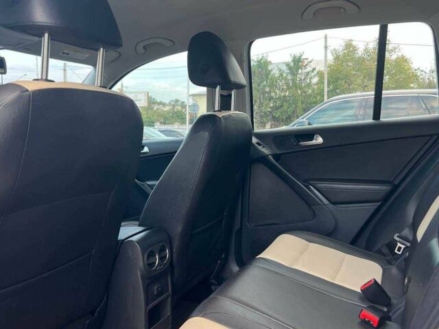 Белый Фольксваген Тигуан, объемом двигателя 2 л и пробегом 150 тыс. км за 14900 $, фото 21 на Automoto.ua