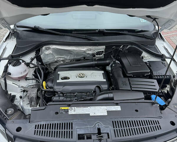 Белый Фольксваген Тигуан, объемом двигателя 1.98 л и пробегом 168 тыс. км за 12900 $, фото 56 на Automoto.ua