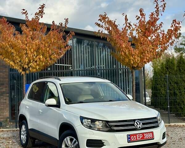 Белый Фольксваген Тигуан, объемом двигателя 2 л и пробегом 144 тыс. км за 14550 $, фото 8 на Automoto.ua