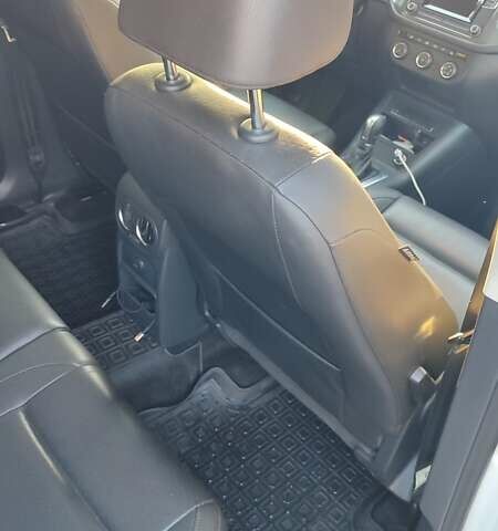 Белый Фольксваген Тигуан, объемом двигателя 1.98 л и пробегом 268 тыс. км за 13300 $, фото 22 на Automoto.ua