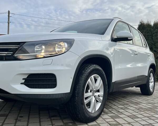 Белый Фольксваген Тигуан, объемом двигателя 2 л и пробегом 153 тыс. км за 11999 $, фото 24 на Automoto.ua