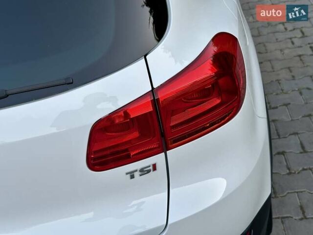 Білий Фольксваген Тігуан, об'ємом двигуна 1.98 л та пробігом 150 тис. км за 13999 $, фото 30 на Automoto.ua