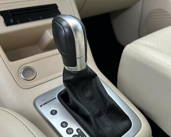 Білий Фольксваген Тігуан, об'ємом двигуна 1.98 л та пробігом 137 тис. км за 13999 $, фото 33 на Automoto.ua