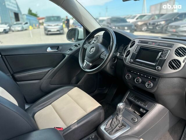 Белый Фольксваген Тигуан, объемом двигателя 2 л и пробегом 152 тыс. км за 15290 $, фото 29 на Automoto.ua