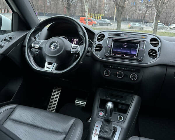 Белый Фольксваген Тигуан, объемом двигателя 1.98 л и пробегом 168 тыс. км за 12900 $, фото 48 на Automoto.ua