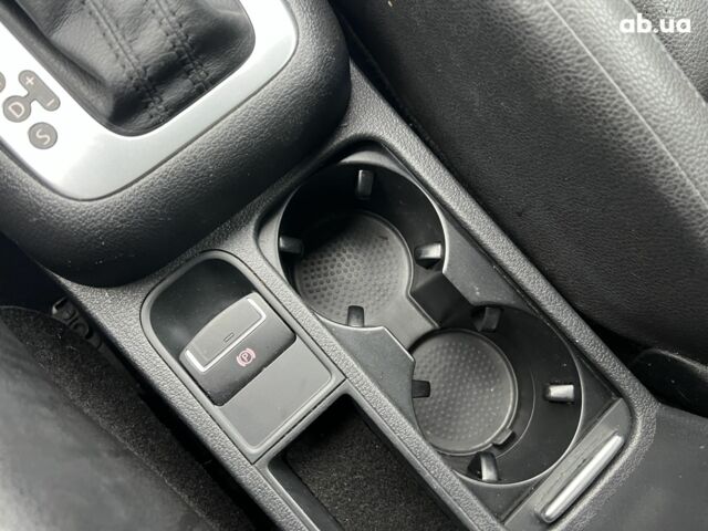 Белый Фольксваген Тигуан, объемом двигателя 0 л и пробегом 132 тыс. км за 12999 $, фото 10 на Automoto.ua