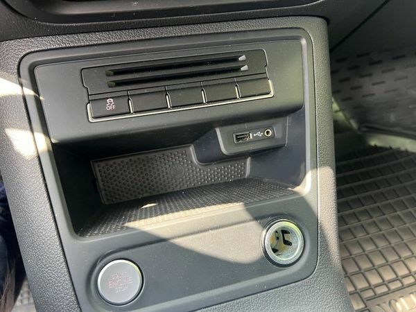 Белый Фольксваген Тигуан, объемом двигателя 2 л и пробегом 200 тыс. км за 14000 $, фото 9 на Automoto.ua