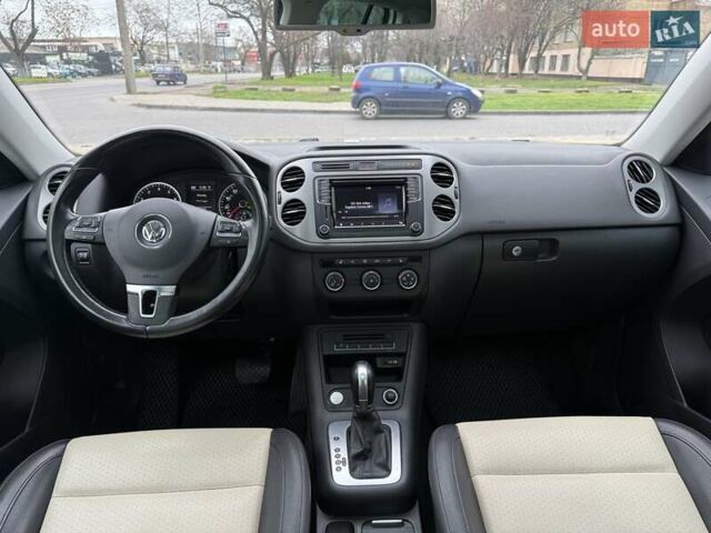 Білий Фольксваген Тігуан, об'ємом двигуна 1.98 л та пробігом 150 тис. км за 13900 $, фото 69 на Automoto.ua