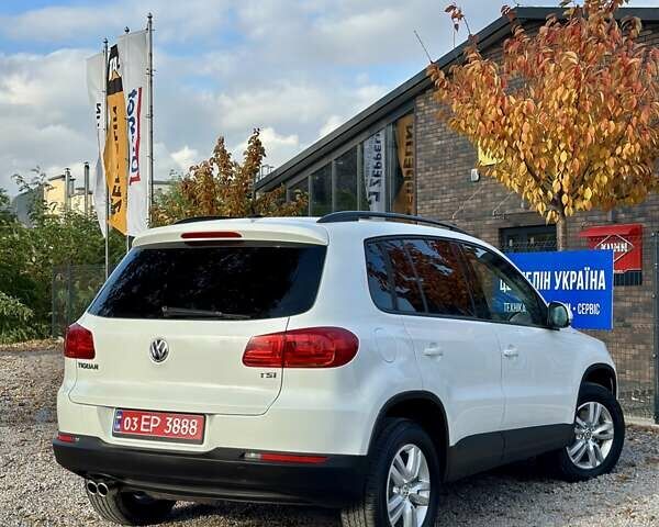Белый Фольксваген Тигуан, объемом двигателя 2 л и пробегом 144 тыс. км за 14550 $, фото 20 на Automoto.ua