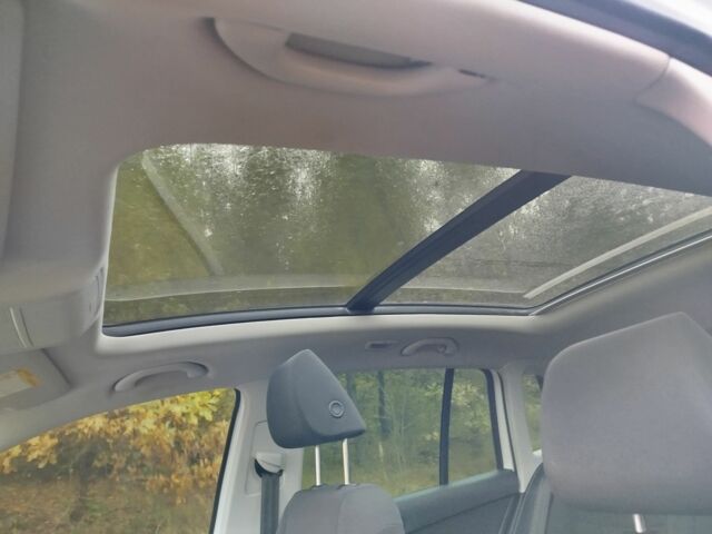 Білий Фольксваген Тігуан, об'ємом двигуна 2 л та пробігом 140 тис. км за 12200 $, фото 4 на Automoto.ua