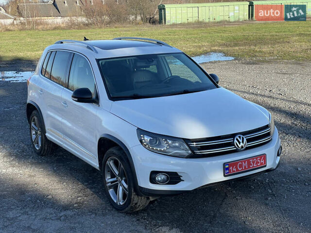Белый Фольксваген Тигуан, объемом двигателя 2 л и пробегом 167 тыс. км за 14400 $, фото 5 на Automoto.ua