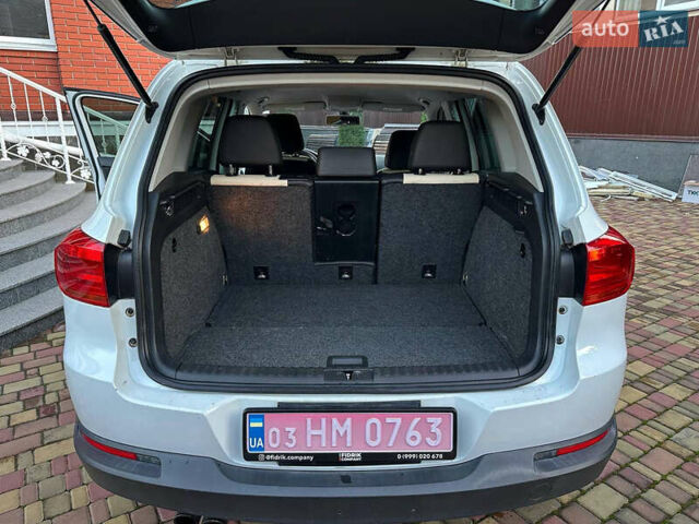 Белый Фольксваген Тигуан, объемом двигателя 2 л и пробегом 208 тыс. км за 13700 $, фото 17 на Automoto.ua