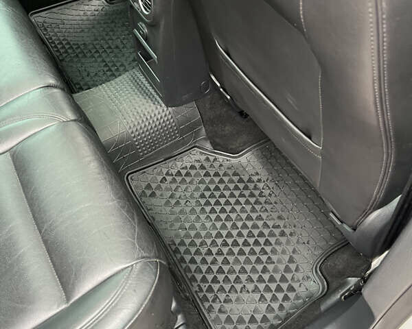 Білий Фольксваген Тігуан, об'ємом двигуна 1.98 л та пробігом 119 тис. км за 15999 $, фото 17 на Automoto.ua