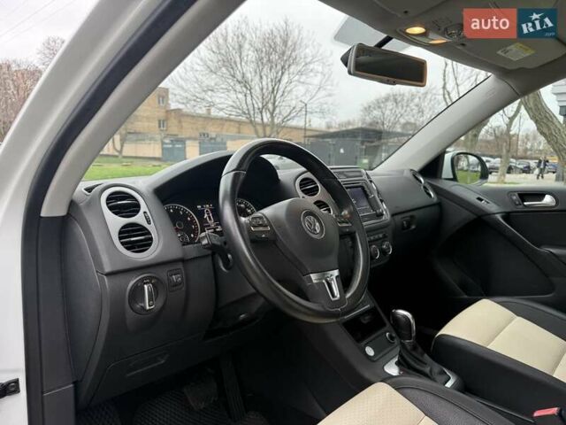 Білий Фольксваген Тігуан, об'ємом двигуна 1.98 л та пробігом 150 тис. км за 13900 $, фото 33 на Automoto.ua