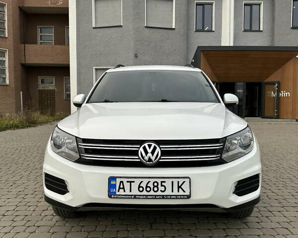 Білий Фольксваген Тігуан, об'ємом двигуна 1.98 л та пробігом 137 тис. км за 13999 $, фото 1 на Automoto.ua