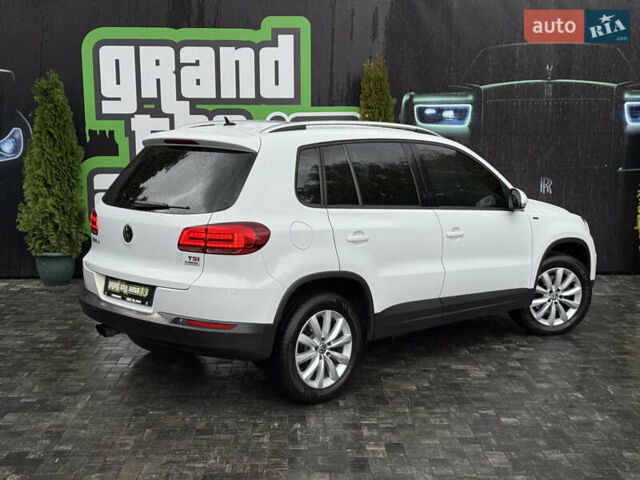 Білий Фольксваген Тігуан, об'ємом двигуна 1.4 л та пробігом 110 тис. км за 14000 $, фото 47 на Automoto.ua