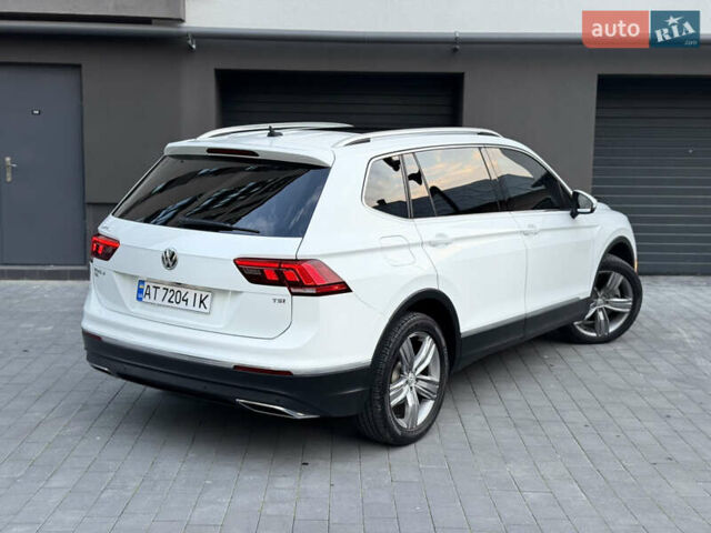 Білий Фольксваген Тігуан, об'ємом двигуна 1.98 л та пробігом 74 тис. км за 22222 $, фото 3 на Automoto.ua