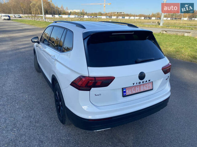 Белый Фольксваген Тигуан, объемом двигателя 2 л и пробегом 166 тыс. км за 14700 $, фото 20 на Automoto.ua