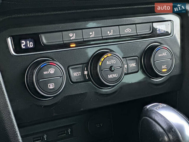 Белый Фольксваген Тигуан, объемом двигателя 1.97 л и пробегом 258 тыс. км за 23300 $, фото 30 на Automoto.ua