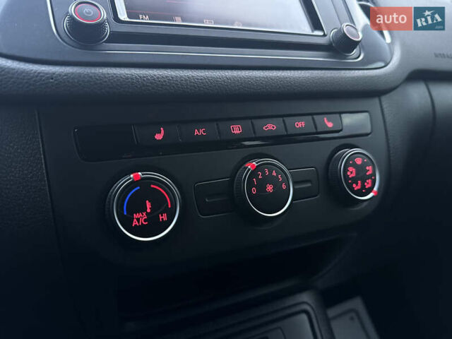 Белый Фольксваген Тигуан, объемом двигателя 2 л и пробегом 176 тыс. км за 12650 $, фото 45 на Automoto.ua