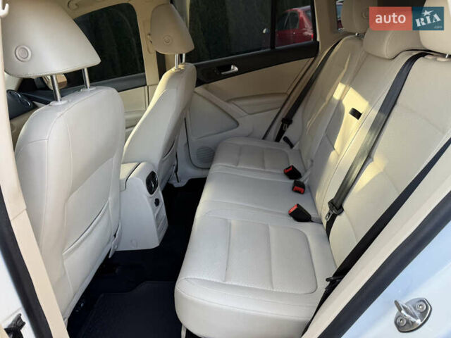 Белый Фольксваген Тигуан, объемом двигателя 1.98 л и пробегом 108 тыс. км за 14500 $, фото 18 на Automoto.ua