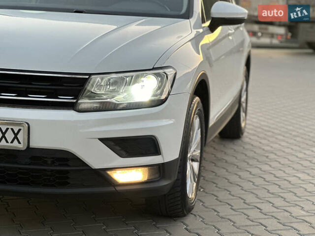 Белый Фольксваген Тигуан, объемом двигателя 1.97 л и пробегом 258 тыс. км за 23300 $, фото 8 на Automoto.ua