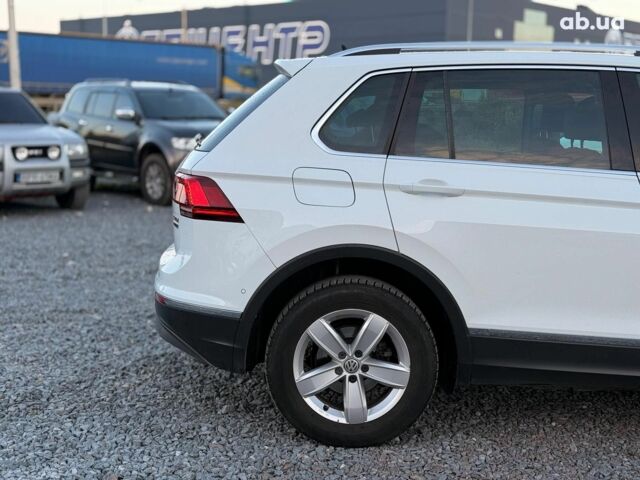 Белый Фольксваген Тигуан, объемом двигателя 2 л и пробегом 161 тыс. км за 24890 $, фото 10 на Automoto.ua