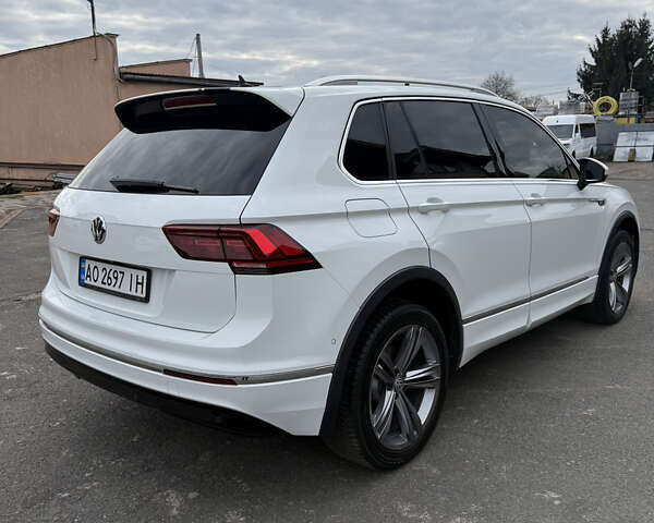 Белый Фольксваген Тигуан, объемом двигателя 1.97 л и пробегом 278 тыс. км за 25500 $, фото 23 на Automoto.ua