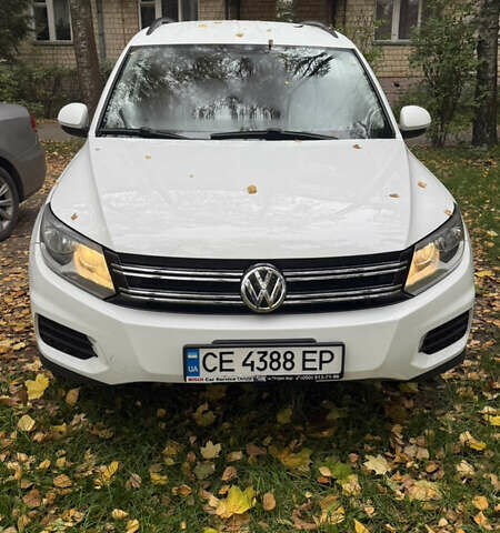 Білий Фольксваген Тігуан, об'ємом двигуна 1.98 л та пробігом 135 тис. км за 13100 $, фото 1 на Automoto.ua