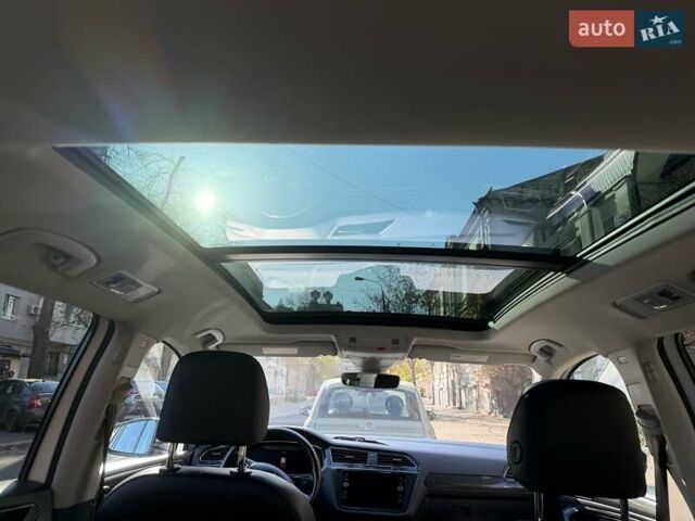 Білий Фольксваген Тігуан, об'ємом двигуна 1.98 л та пробігом 148 тис. км за 24000 $, фото 11 на Automoto.ua