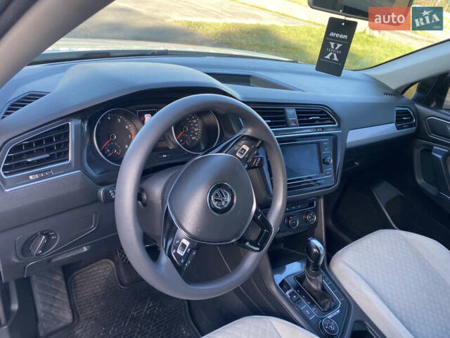 Белый Фольксваген Тигуан, объемом двигателя 2 л и пробегом 166 тыс. км за 14700 $, фото 31 на Automoto.ua