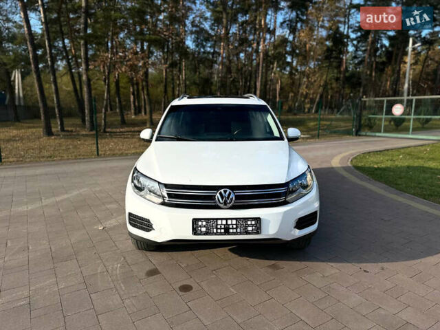 Белый Фольксваген Тигуан, объемом двигателя 2 л и пробегом 190 тыс. км за 11999 $, фото 22 на Automoto.ua