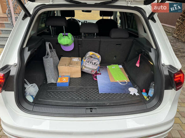 Белый Фольксваген Тигуан, объемом двигателя 1.97 л и пробегом 189 тыс. км за 25600 $, фото 14 на Automoto.ua