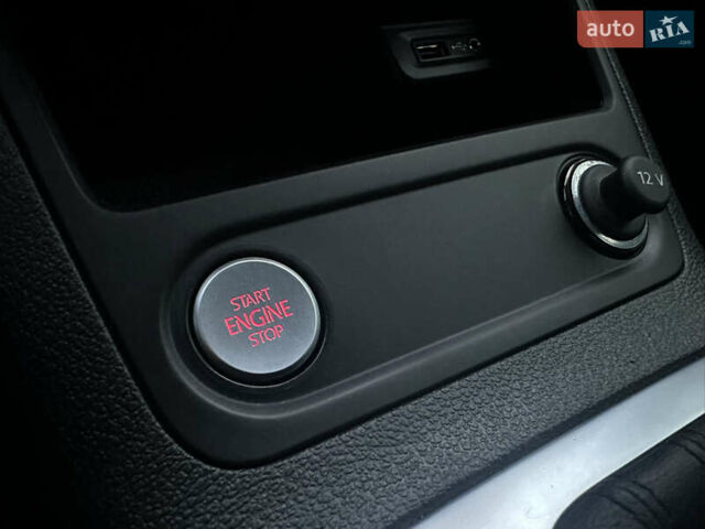 Белый Фольксваген Тигуан, объемом двигателя 2 л и пробегом 176 тыс. км за 12650 $, фото 44 на Automoto.ua