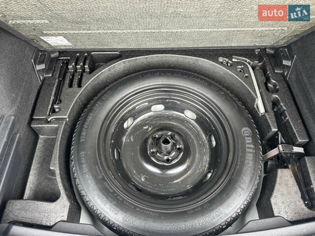 Білий Фольксваген Тігуан, об'ємом двигуна 2 л та пробігом 144 тис. км за 19500 $, фото 34 на Automoto.ua