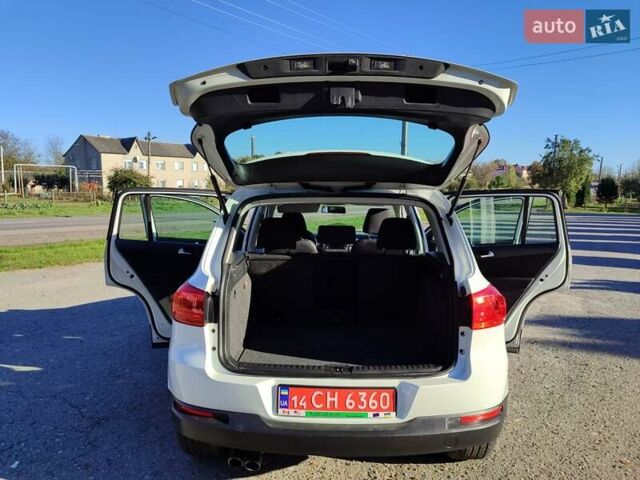 Белый Фольксваген Тигуан, объемом двигателя 2 л и пробегом 93 тыс. км за 13500 $, фото 21 на Automoto.ua