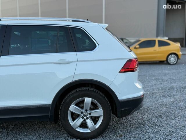 Белый Фольксваген Тигуан, объемом двигателя 2 л и пробегом 161 тыс. км за 24890 $, фото 6 на Automoto.ua