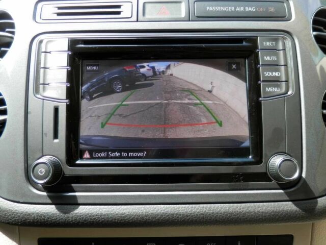 Белый Фольксваген Тигуан, объемом двигателя 2 л и пробегом 61 тыс. км за 8000 $, фото 8 на Automoto.ua