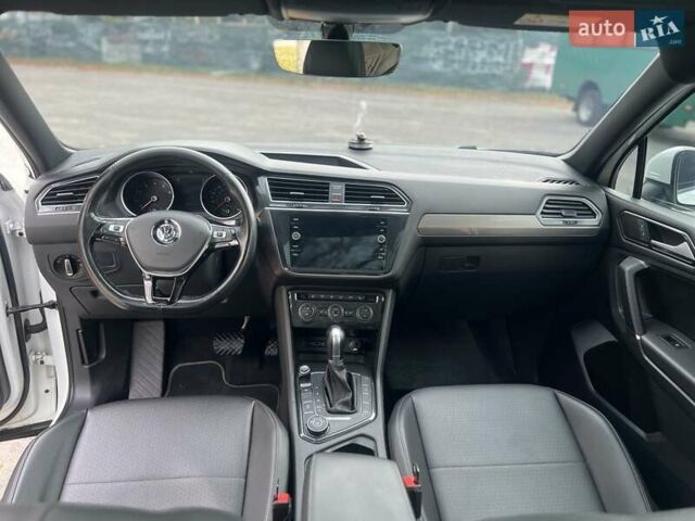 Білий Фольксваген Тігуан, об'ємом двигуна 1.98 л та пробігом 103 тис. км за 22900 $, фото 7 на Automoto.ua