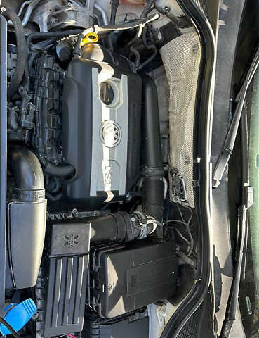 Белый Фольксваген Тигуан, объемом двигателя 2 л и пробегом 190 тыс. км за 11999 $, фото 24 на Automoto.ua