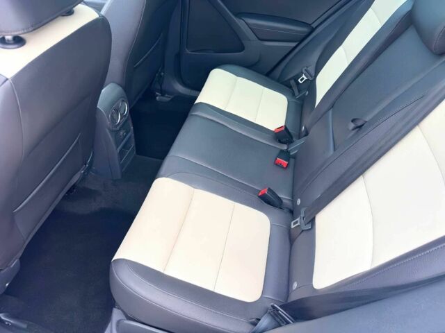 Білий Фольксваген Тігуан, об'ємом двигуна 2 л та пробігом 55 тис. км за 3200 $, фото 12 на Automoto.ua