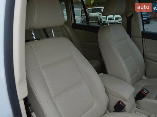 Белый Фольксваген Тигуан, объемом двигателя 1.98 л и пробегом 82 тыс. км за 15600 $, фото 18 на Automoto.ua