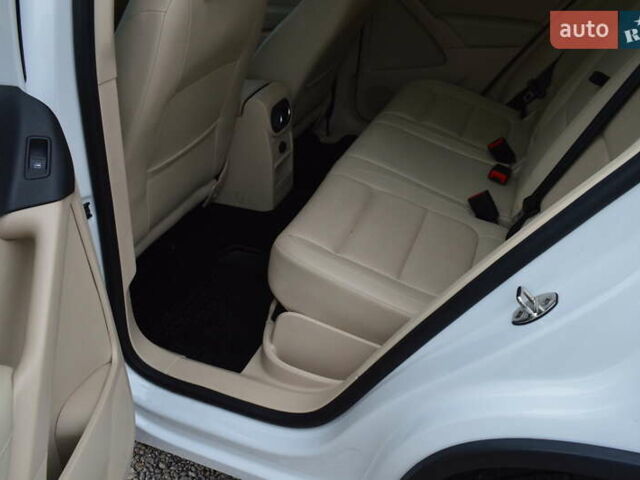 Белый Фольксваген Тигуан, объемом двигателя 1.98 л и пробегом 82 тыс. км за 15600 $, фото 11 на Automoto.ua